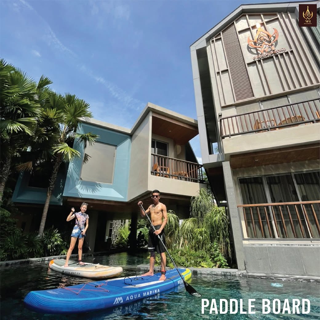 Paddle Board on Bangkok Noi Canal