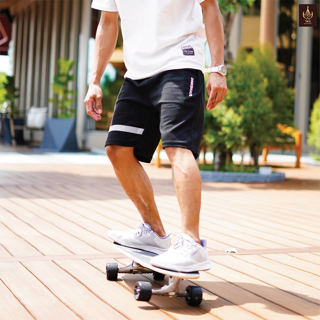 Surfskate at W1@Bangkoknoi